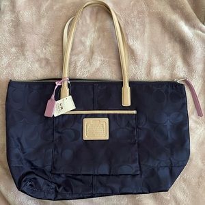 Coach signature tote